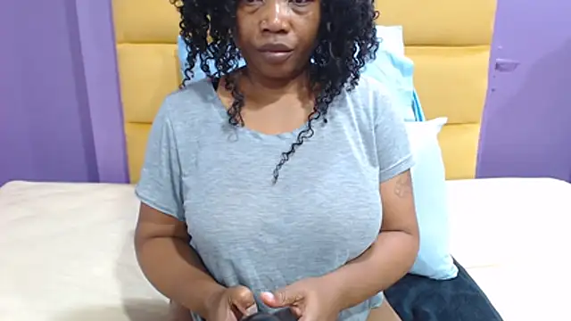 PeachAss4UU online show from 03.19.26