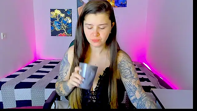 AmellyMilly online show from 11.10.25