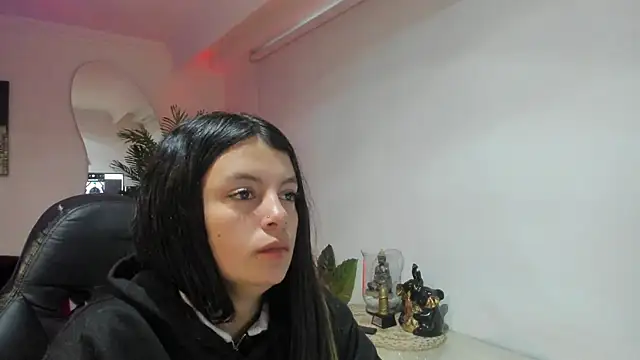 Meghan320 online show from 07.10.26