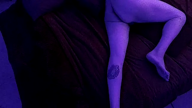 Snapshot of Time2playN303party chatting on 11.18.25 Time2playN303party online show from 11.18.25