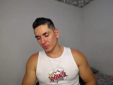 Snapshot of supermen_03 chatting on 02.11.26 supermen 03 online show from 02.11.26