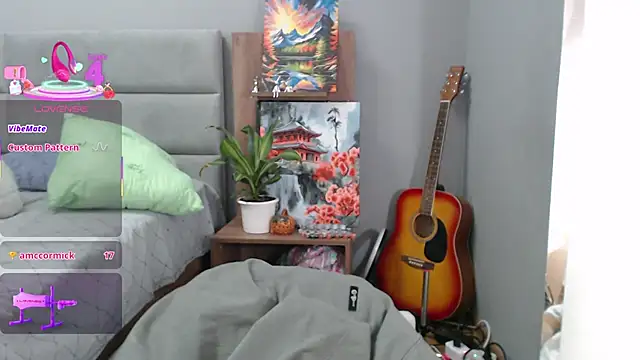 Stacy Davice online show from 03.18.25