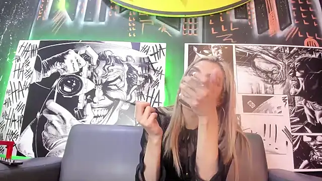 Victoria Badgal  online show from 01.23.25