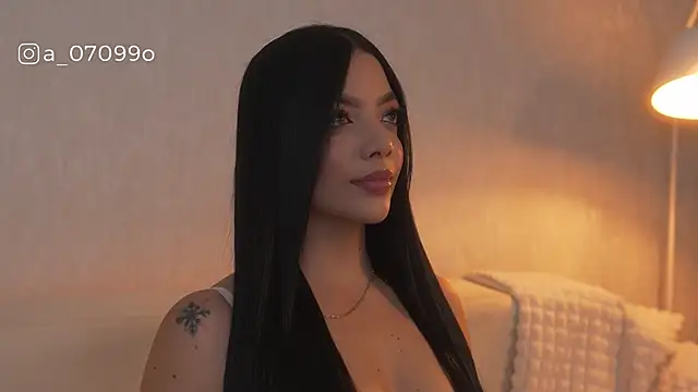 sarah hiill online show from 02.20.26