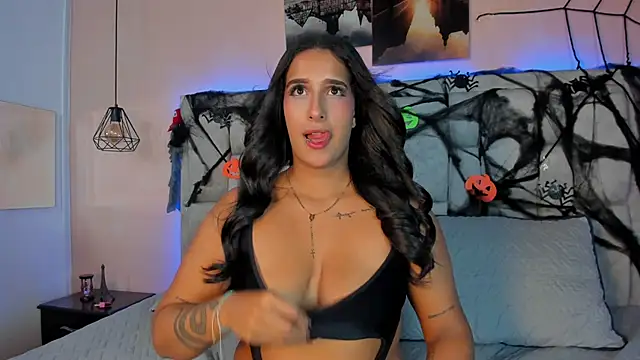 Stefhanyblow online show from 10.25.25