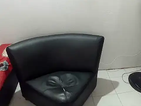 Snapshot of charrysexy1 chatting on 12.10.24 charrysexy1 online show from 12.10.24