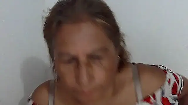 Snapshot of charrysexy1 chatting on 10.19.25 charrysexy1 online show from 10.19.25