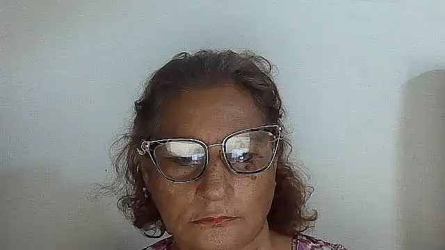 charrysexy1 online show from 12.14.25