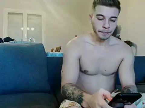 Snapshot of Elkafit28 chatting on 01.14.26 Elkafit28 online show from 01.14.26