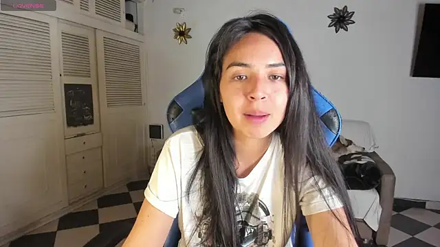 Miss Nicole online show from 12.27.24