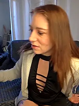 Snapshot of XLisaxx chatting on 03.18.26 XLisaxx online show from 03.18.26