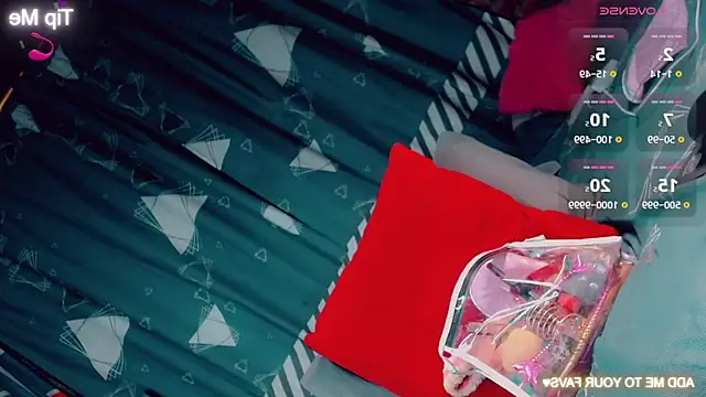 CharlotteBigCock online show from 10.30.25