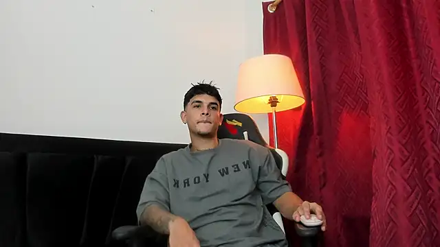 Snapshot of Evan_stoner chatting on 09.26.25 Evan stoner online show from 09.26.25