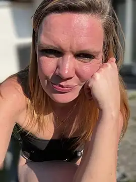 Suesse Schnitte online show from 03.21.25