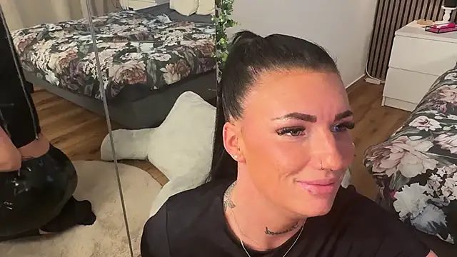 LizaRoxx online show from 11.12.25