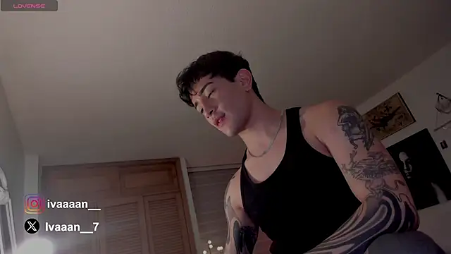 ivaaaan  online show from 12.29.24