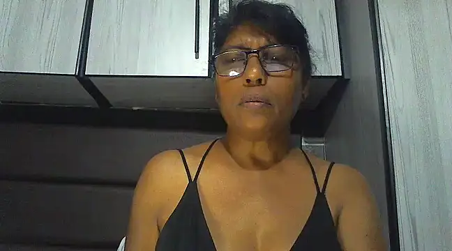 MsAttitude online show from 03.21.25