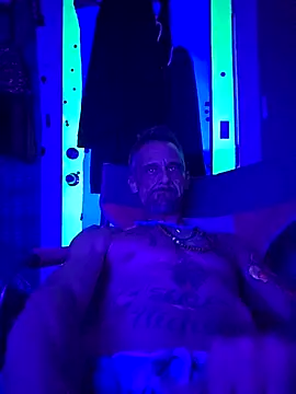 Snapshot of hotnicz10 chatting on 10.19.25 hotnicz10 online show from 10.19.25