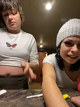 mikittyy online show from 12.13.24