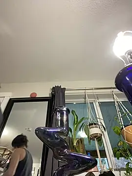 mikittyy online show from 12.18.24