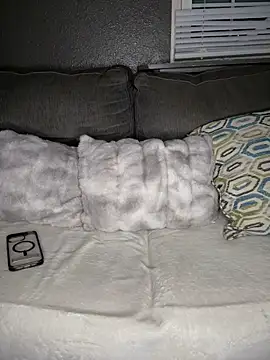 1Topgyal online show from 12.06.24