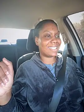 1Topgyal online show from 10.13.25