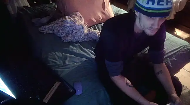 Snapshot of xxxTony999 chatting on 02.08.25 xxxTony999 online show from 02.08.25