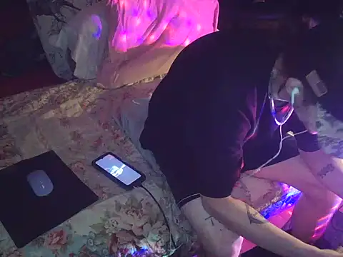 Snapshot of xxxTony999 chatting on 03.10.25 xxxTony999 online show from 03.10.25