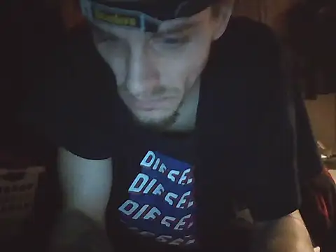 Snapshot of xxxTony999 chatting on 09.18.25 xxxTony999 online show from 09.18.25