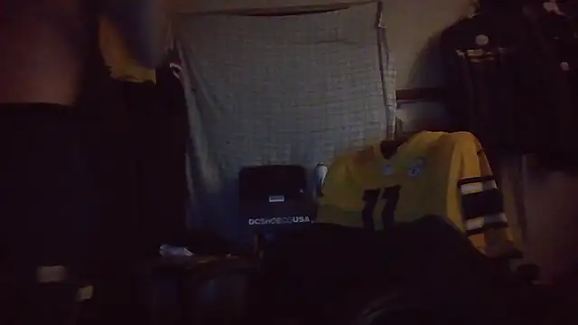 Snapshot of xxxTony999 chatting on 09.21.25 xxxTony999 online show from 09.21.25