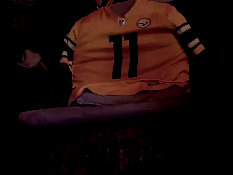 Snapshot of xxxTony999 chatting on 01.11.26 xxxTony999 online show from 01.11.26