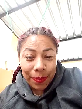 Snapshot of scarlett_bigboobs1 chatting on 02.13.26 scarlett bigboobs1 online show from 02.13.26