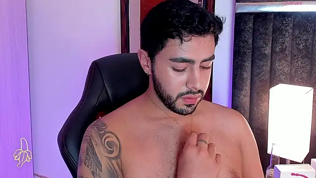 ItsMeEros online show from 02.10.25