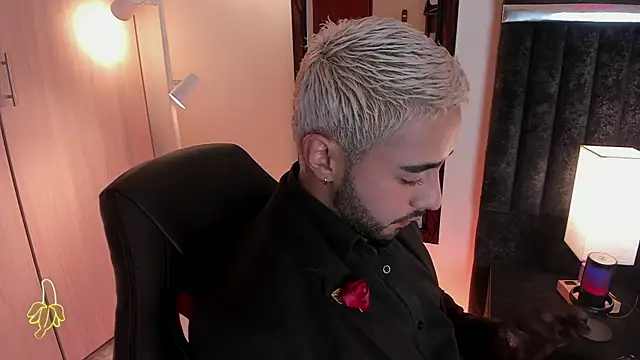 ItsMeEros online show from 09.14.25