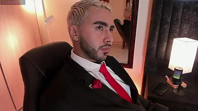 ItsMeEros online show from 09.18.25