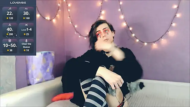 Snapshot of Littlepinkcat chatting on 01.30.25 Littlepinkcat online show from 01.30.25