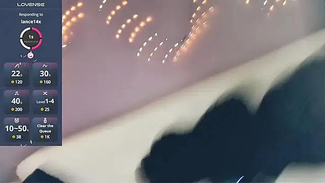 Snapshot of Littlepinkcat chatting on 03.08.25 Littlepinkcat online show from 03.08.25