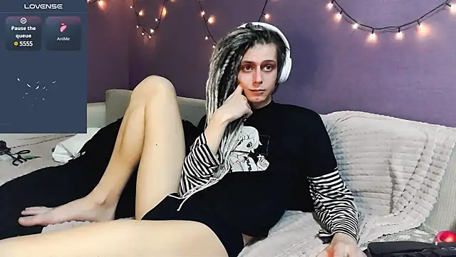 Snapshot of Littlepinkcat chatting on 03.17.25 Littlepinkcat online show from 03.17.25