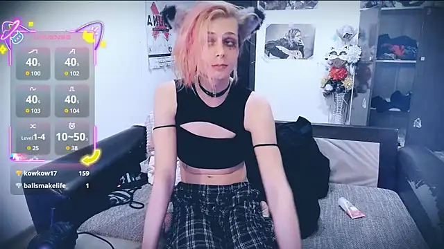 Snapshot of Littlepinkcat chatting on 09.26.25 Littlepinkcat online show from 09.26.25