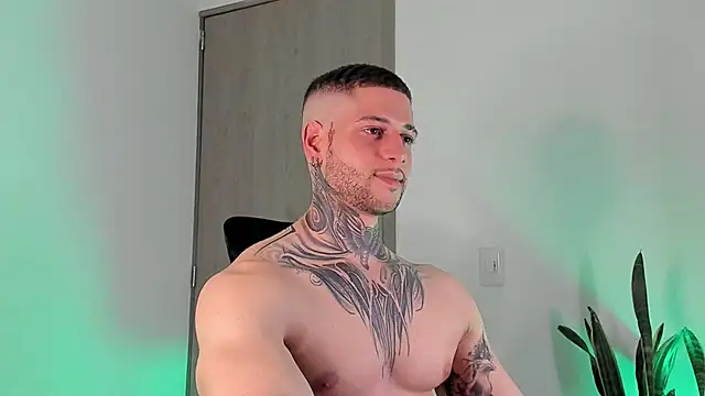 Snapshot of _jamesleandros1 chatting on 02.03.26 jamesleandros1 online show from 02.03.26