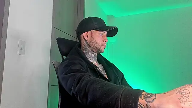  jamesleandros1 online show from 06.04.26