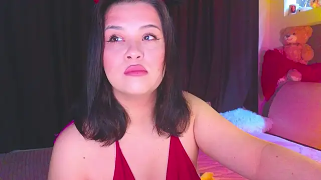 Snapshot of Malika_uAngel chatting on 02.14.26 Malika uAngel online show from 02.14.26