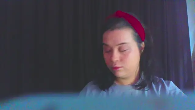 Snapshot of Malika_uAngel chatting on 03.04.26 Malika uAngel online show from 03.04.26