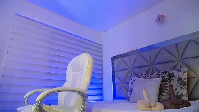 nana levy online show from 10.30.25