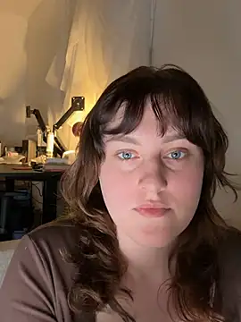 KiraKoval online show from 04.28.26