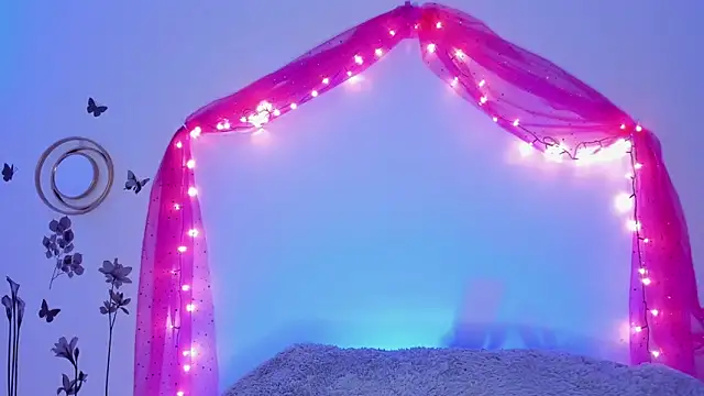 Eva Lee  online show from 01.18.25