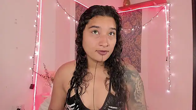 Eva Lee  online show from 05.12.26