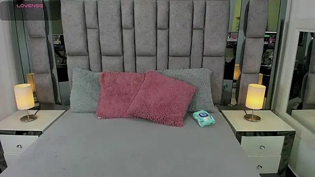 EMMAHILL1 online show from 07.21.26