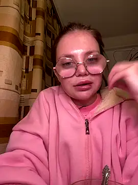 Snapshot of lovebellagrey chatting on 01.06.26 lovebellagrey online show from 01.06.26