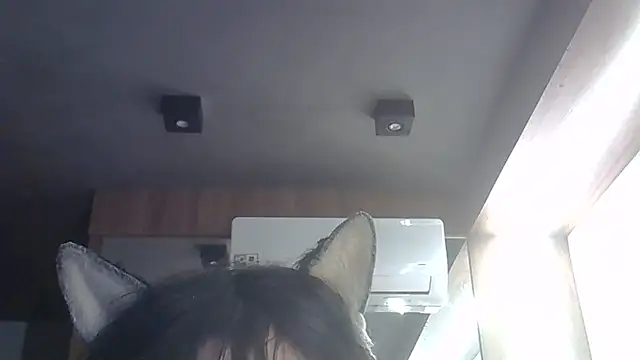 Skinny-Kitten online show from 06.05.26